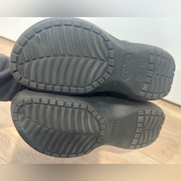 Crocs Stomp Clog Black Platforms Women’s Size 10 Classic Comfort - Picture 7 of 9